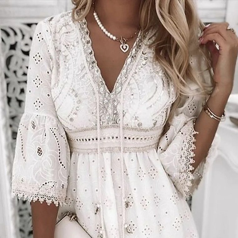 Vestido de encaje ahuecado bordado para mujer, cuello en V, Media manga, cintura alta, corto, estilo bohemio, vacaciones, playa, moda