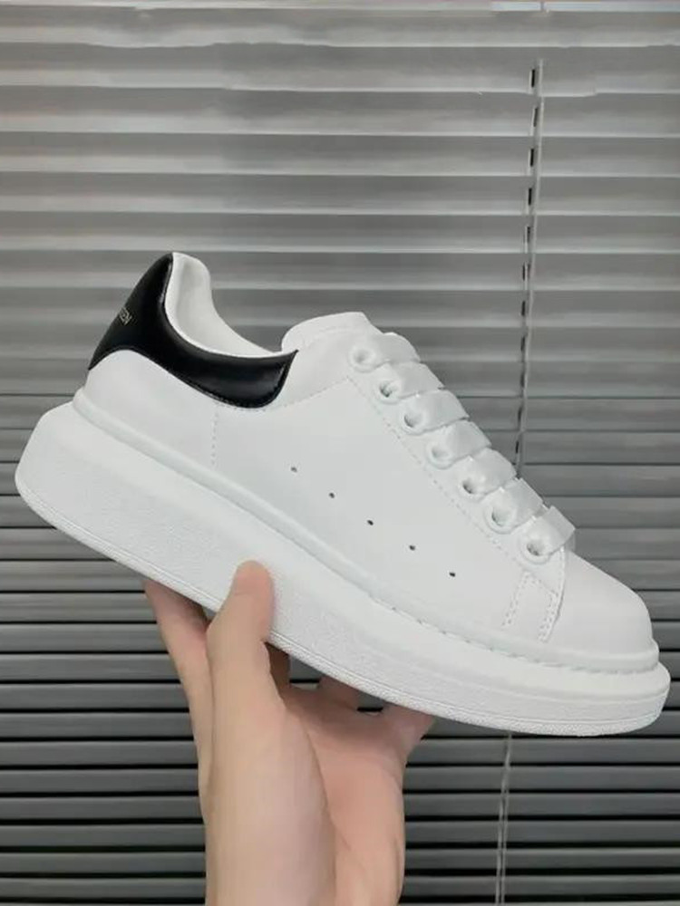 Tênis Elegantes para Mulheres, Sapatos de Skate Brancos com Solado Grosso e Aumento de Altura Interno, Tênis Vulcanizados para Homens e Mulheres