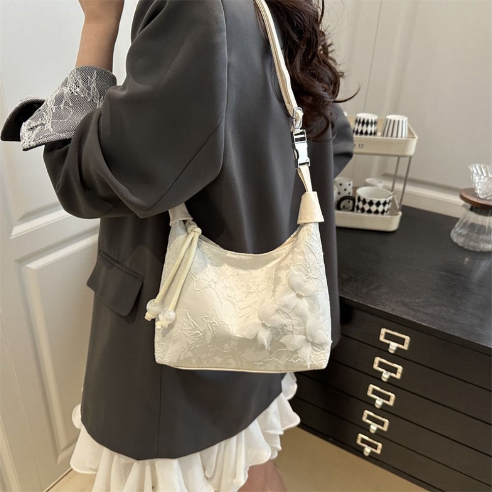 Retro Embroidered New Chinese Style Handbag Canvas Butterfly Hanfu Embroidery Handbag Zipper Shoulder Bag Cheongsam Bag Wedding