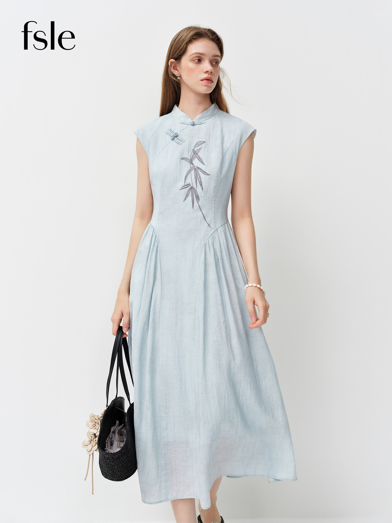 FSLE Neues chinesisches Stickerei-Kleid im Slim-Fit-Stil für Damen, Sommer 2026 Neuheiten, A-Linien-Rock mit Taillenbetonung für Dates