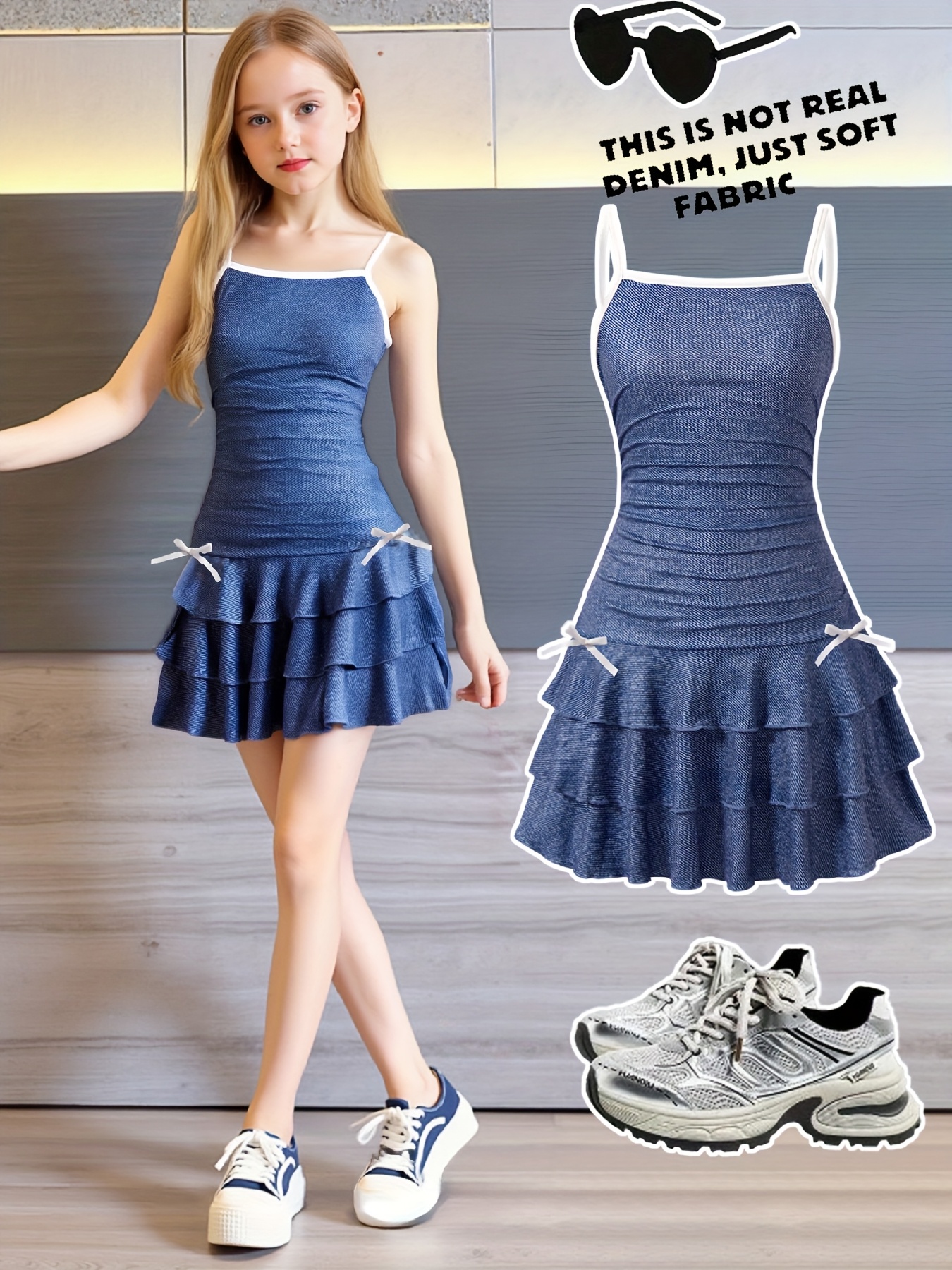 Abito casual da ragazza, articolo di tendenza per ragazze, abito con bretelle con stampa effetto denim e finiture bianche + design con fiocco, alla moda e versatile, adatto a bambine dai 5 ai 13 anni, abbigliamento versatile per casa e gite.