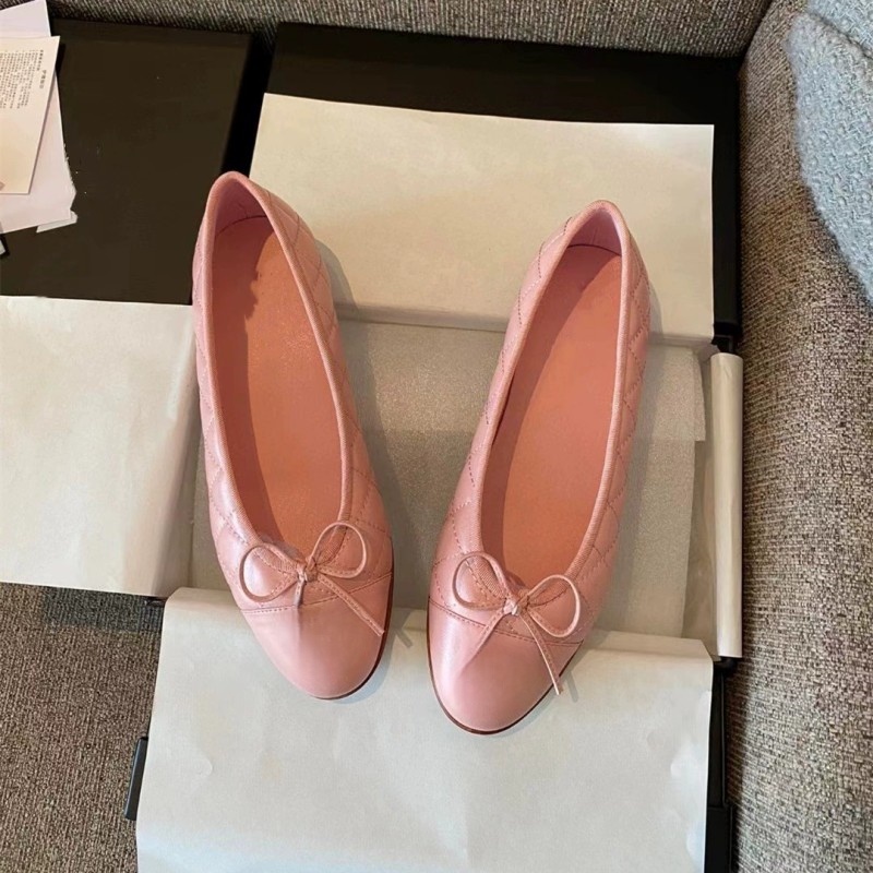 Les nouvelles ballerines tissées pour femmes printemps-automne sont plates et confortables, au style sableux et à une ouverture peu profonde.