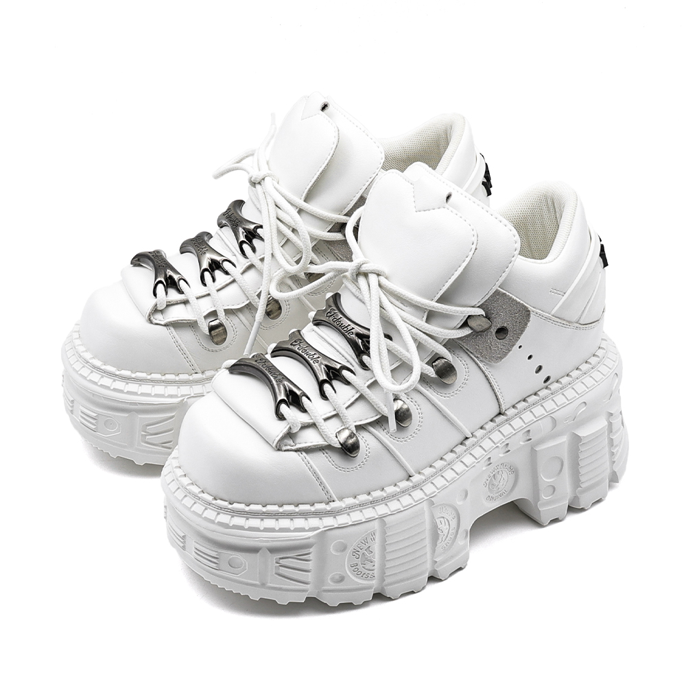 Botas tobilleras góticas Rock, zapatos de mujer con plataforma de cuero blanco, nuevo estilo Punk, zapatos de altura con tacón con cordones, decoración de Metal, zapatillas de deporte para mujer