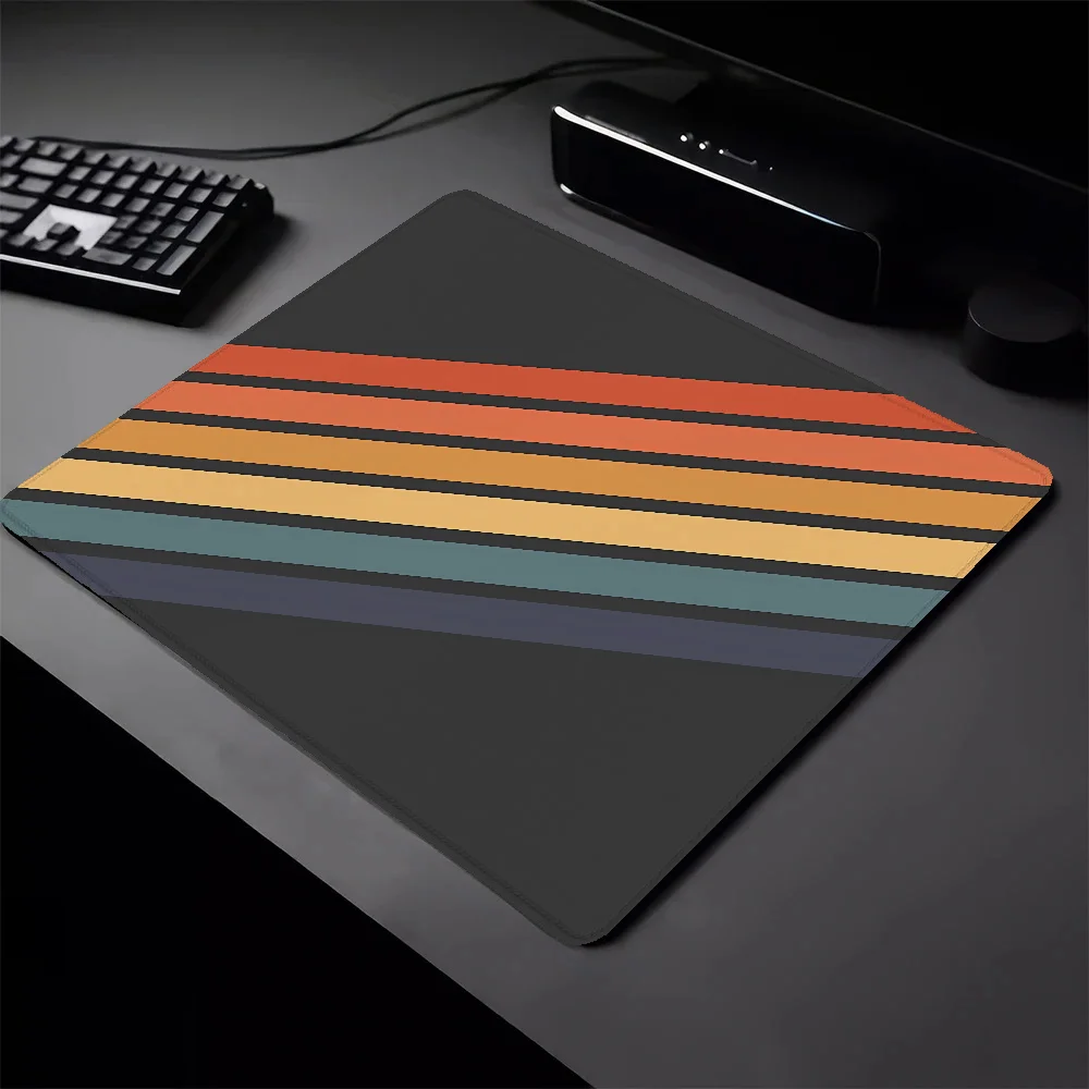 Tapis de Souris Magique, Petit Accessoire de Jeu PC, Style Rétro Années 70 à Rayures, Tapis en Caoutchouc, Sous-Verre de Table et de Meuble, Tapis de Souris