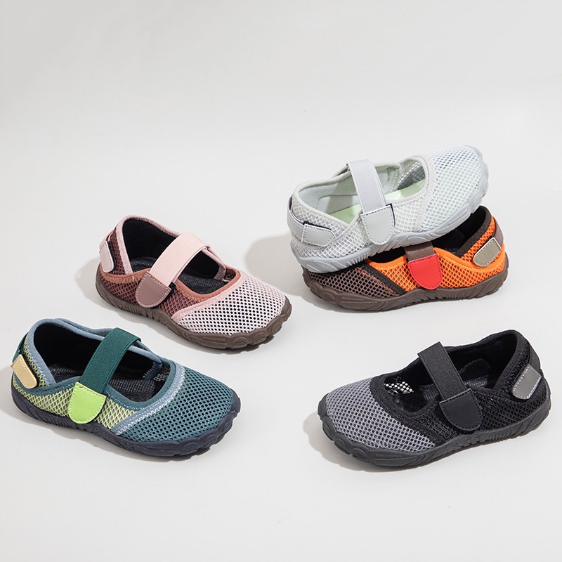 Tênis infantil de verão, tecido de rede, sandálias para meninos e meninas, respirável, antiderrapante, sapatos de praia para crianças, 24-37