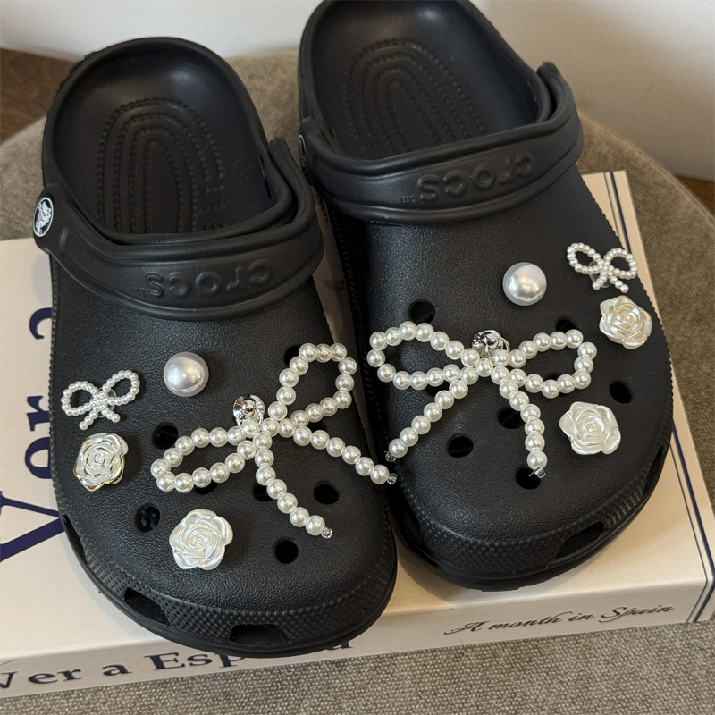 DIY-Set mit schwarz-weißen Perlen-Schuhanhängern, modische silberne Stern-Schuhdekoration, abnehmbare Schuhschnalle, 1 Set