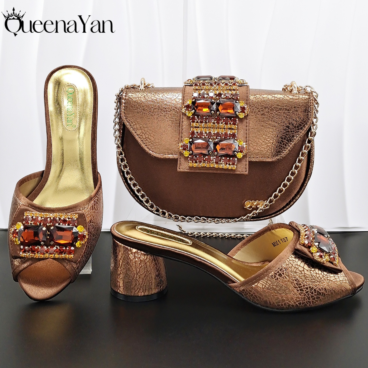 QueenaYan 2026 Nouvelles Chaussures Tendance Design Italien Confortables pour Femmes avec Sac Ovale Diamanté Talons Hauts pour Soirée