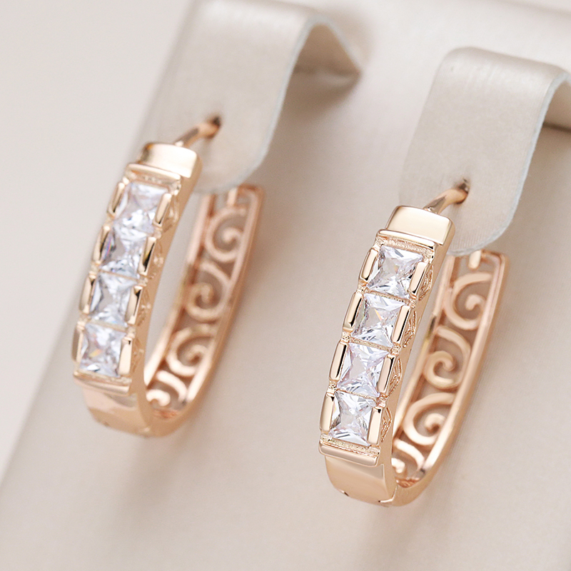 Kinel Anting-Anting Simpai Zircon Alami Mode Baru Wanita 585 Anting-Anting Butir Bunga Berongga Emas Mawar Perhiasan Pesta Pernikahan Bagus