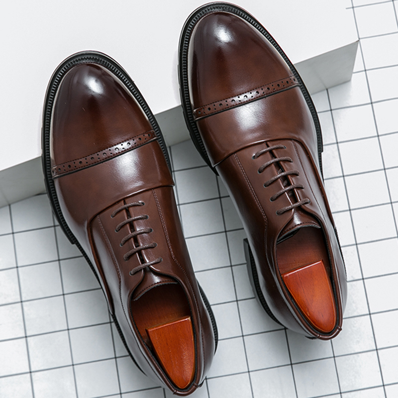Trend Brogues Schuhe Mann Klassische Hochzeit Formale Lederschuhe Männer Sozialen Casual Business Lederschuhe Büro Herren Kleid Schuhe