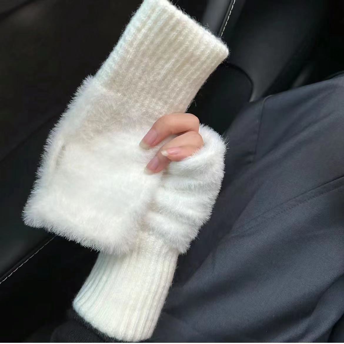 1 par de lã de vison macio inverno metade dedo luvas femininas quente luxo pelúcia malha luvas sem dedos meninas luvas de pulso escrita