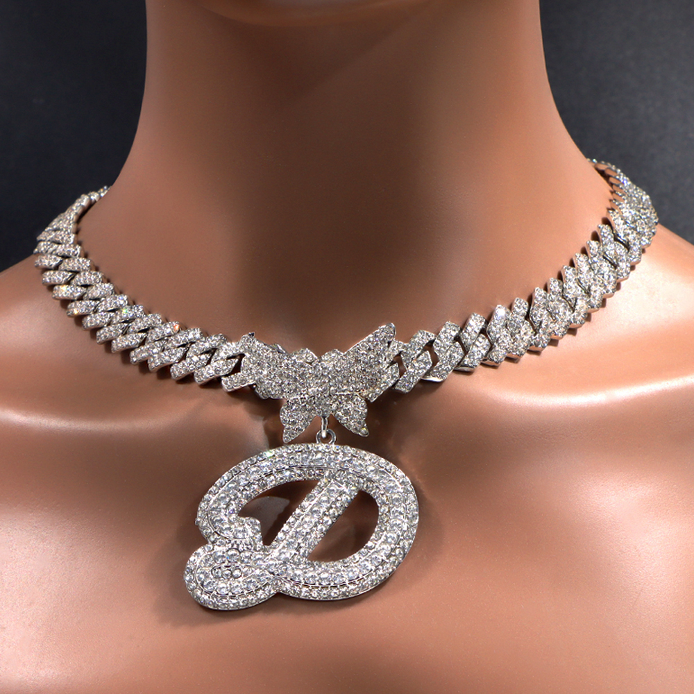 Uomo Donna 14MM Catena cubana Farfalla di cristallo Iniziali Nome Collana con ciondolo Iced Out Cursive Lettere Rapper Collana Gioielli Nuovo