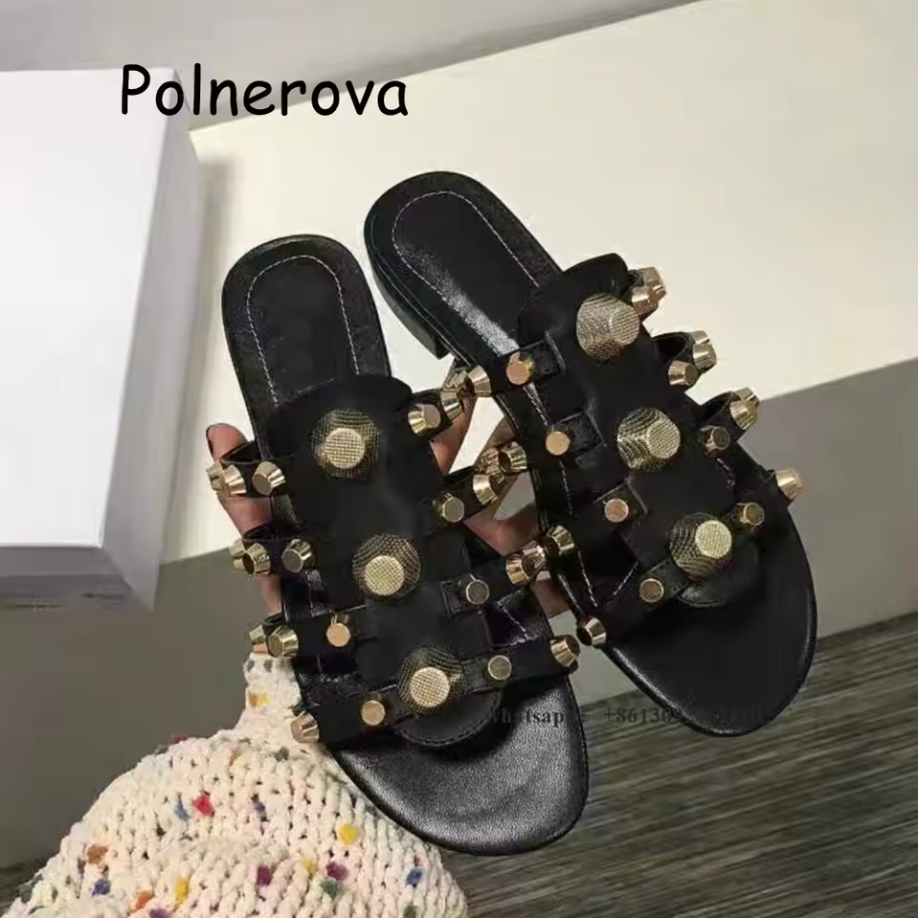 Solidne pantofle z okrągłym noskiem metalowy nit płaskie z butami damskimi letnie pantofle w stylu Casual plażowe duże pantofle