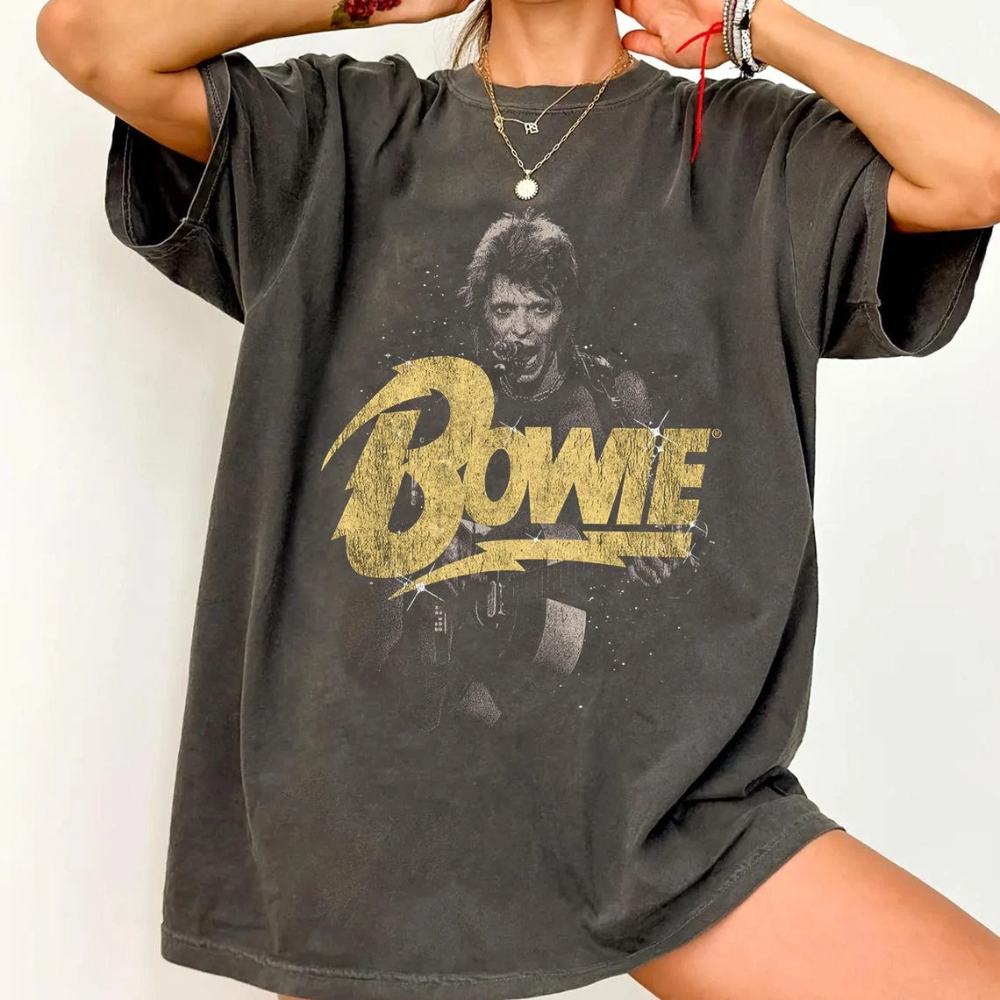 Camiseta Retro David Bowie com Tema Musical, Ajuste Casual Solto, Unissex, 100% Algodão, Camiseta Oversized para Todas as Estações
