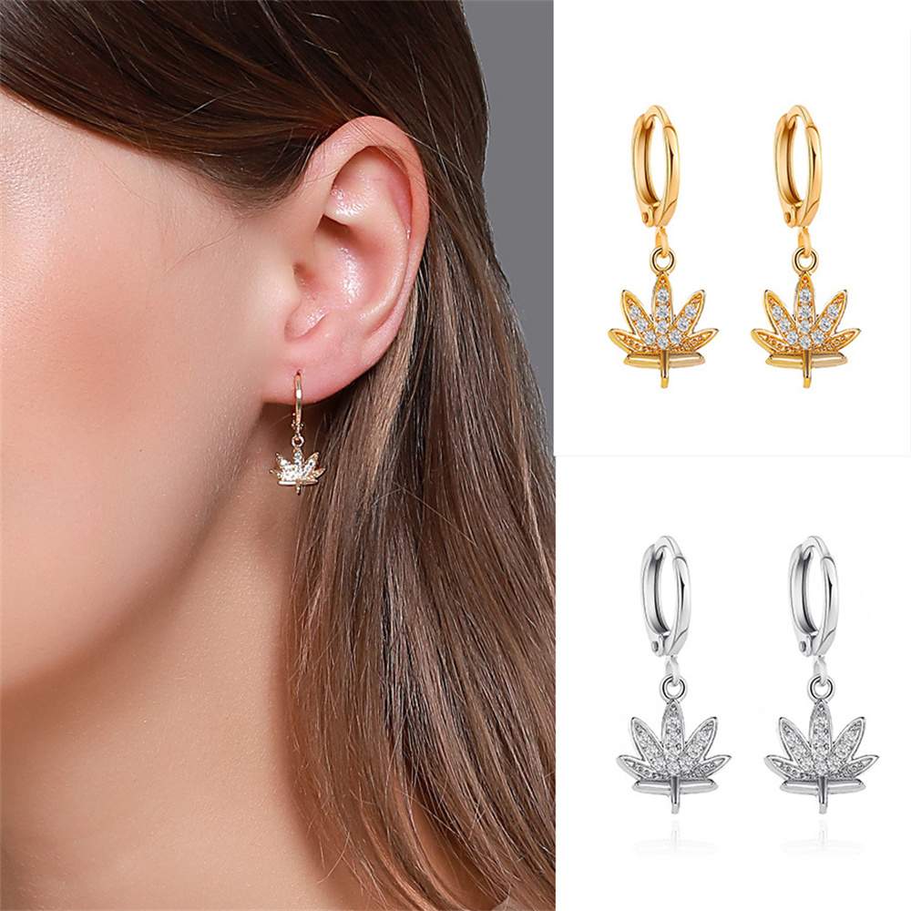 Shiny Maple Leaves Earrings for Women Creative Leaves Pendant Copper Hoop Earrings Jewelry Gifts for Bestfriend Girl Trend