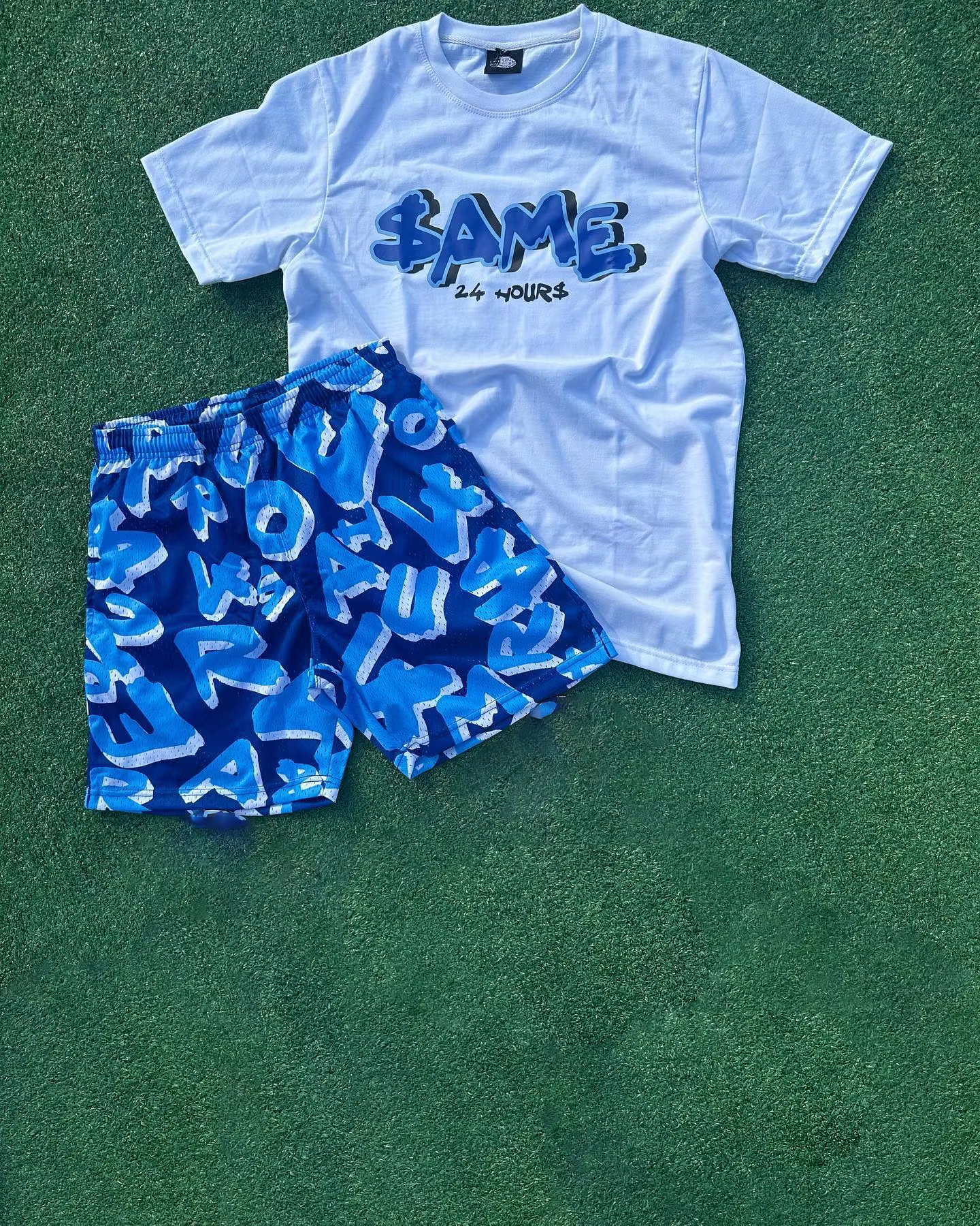 2025 Zomerset voor heren Sportkleding 2-delige set Korte mouw Ronde hals Op maat bedrukt T-shirt Shorts Herenshorts Lichtgewicht