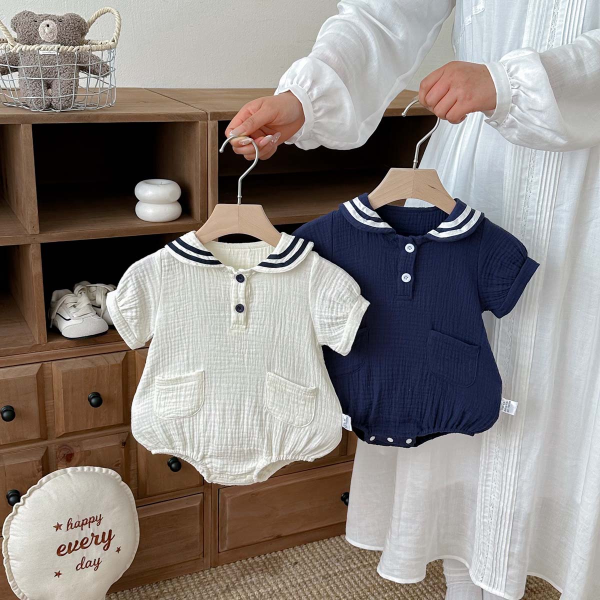 Mono de verano de manga corta con cuello marinero para bebés (niños y niñas), mono de moda para recién nacidos con solapa grande para salir.
