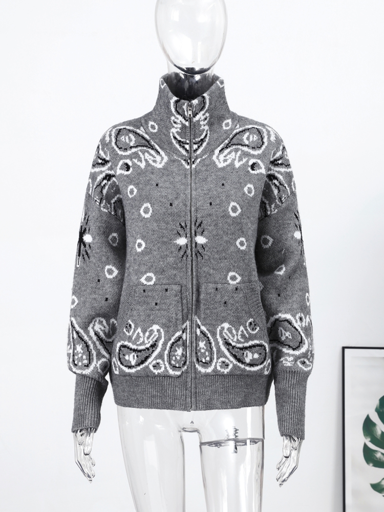 Lässige Jacquard-Strickjacke für Damen, lockerer Stehkragen, Reißverschlusstaschen, Allgleiches, weiblicher Pullover, 2026, Frühling, dicke warme Strickwaren
