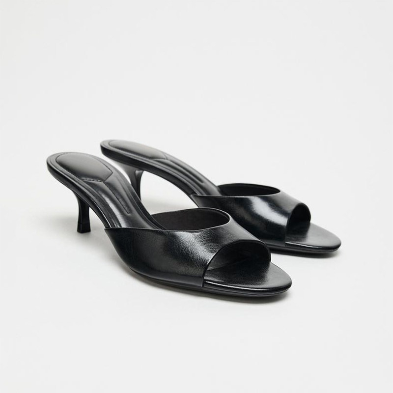 Nieuwe Summer Square Head open teen hoge hakken dames slippers van PU leer, Prom schoenen serie, fijne hak sandalen dames slippers