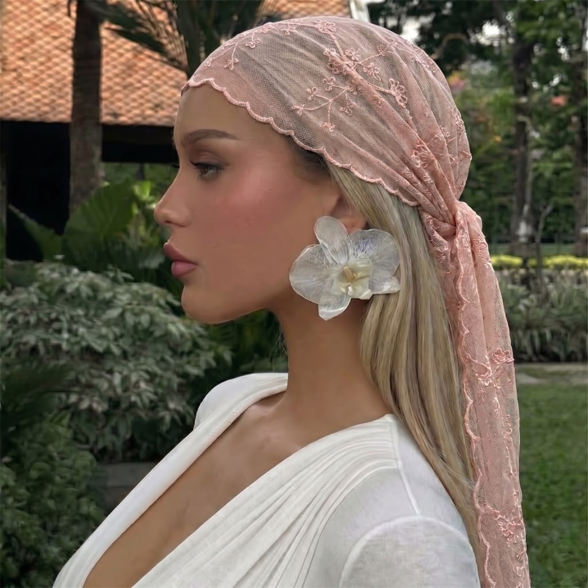 Fashion Floral Lace Mesh Headscarf Women Sheer Tulle Tie Back Bandana Hair Wrap Elegant Neck Scarf Bridal Beach Hijab Head Scarf