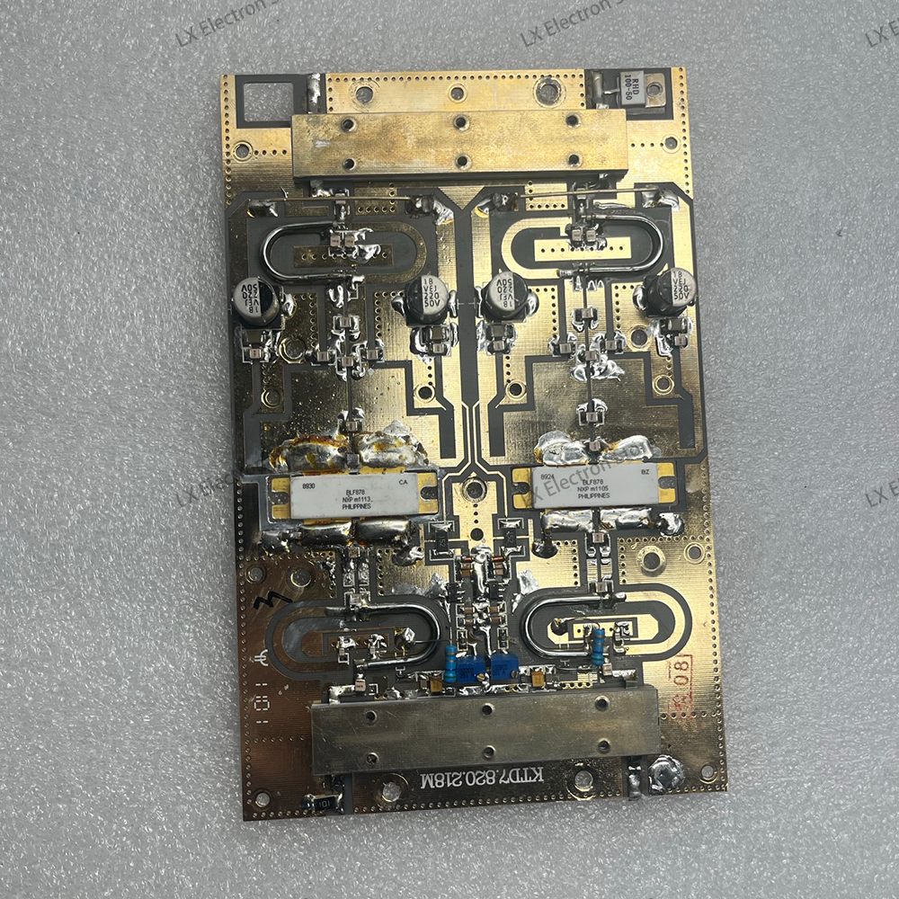 Carte d'amplificateur de puissance RF LDMOS BLF878. Puissance de sortie théorique maximale jusqu'à 600W à 42V. Pour la radiodiffusion UHF, FM et la communication sans fil