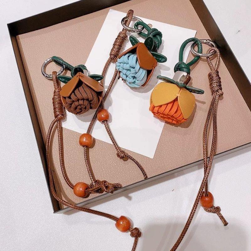 Flower Tassel Bag Charm For Women's Bag High-end Charm Keychain Accessories PU Leather Pine Cone Flower Braided Rope Pendant