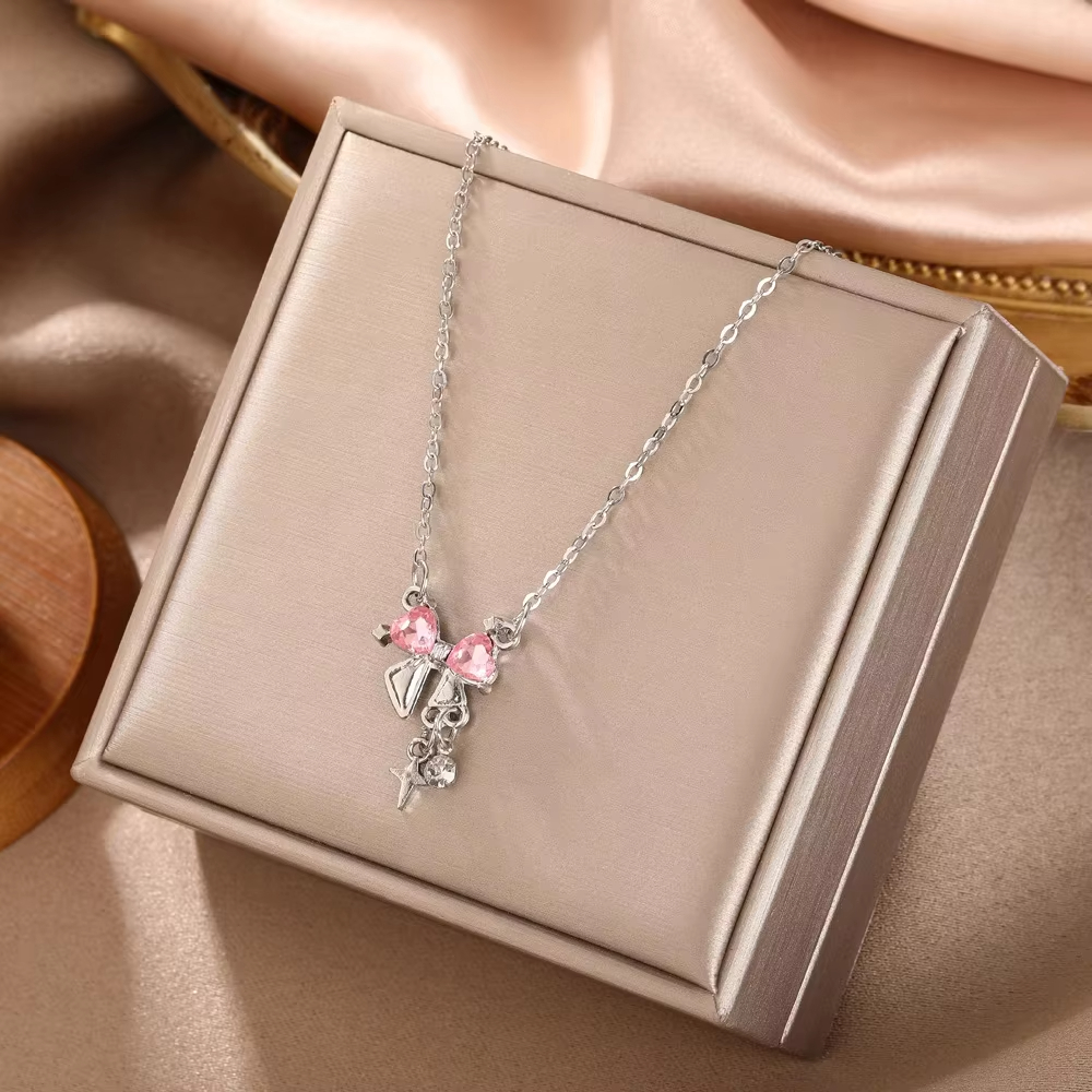 สีชมพูหวานสร้อยคอสุภาพสตรีแฟชั่นประกาย Rhinestone Star Shape จี้ Clavicle CHAIN งานแต่งงานที่ละเอียดอ่อนอุปกรณ์เสริม