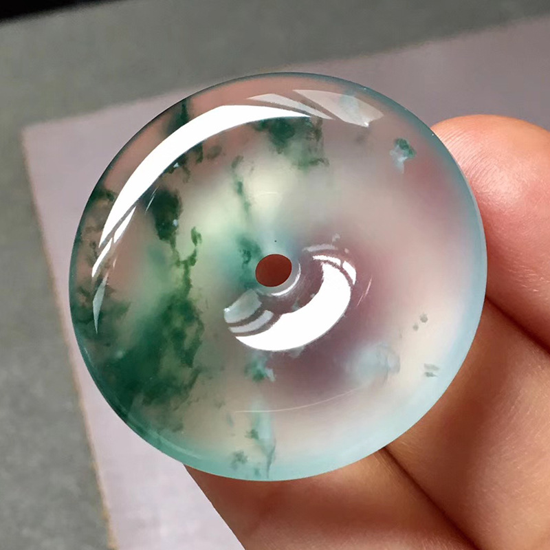 Colgante de Jade procesado con flor flotante tipo hielo, flor verde flotante de Myanmar, hebilla de la paz, Jade verde imperial, colgante verde Yang