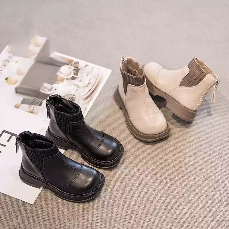 Stivaletti per bambini per ragazze 2025 Nuovi stivali invernali in pile per bambini Fodera antiscivolo e traspirante Scarpe da scuola per ragazze Stivali 4-6 anni