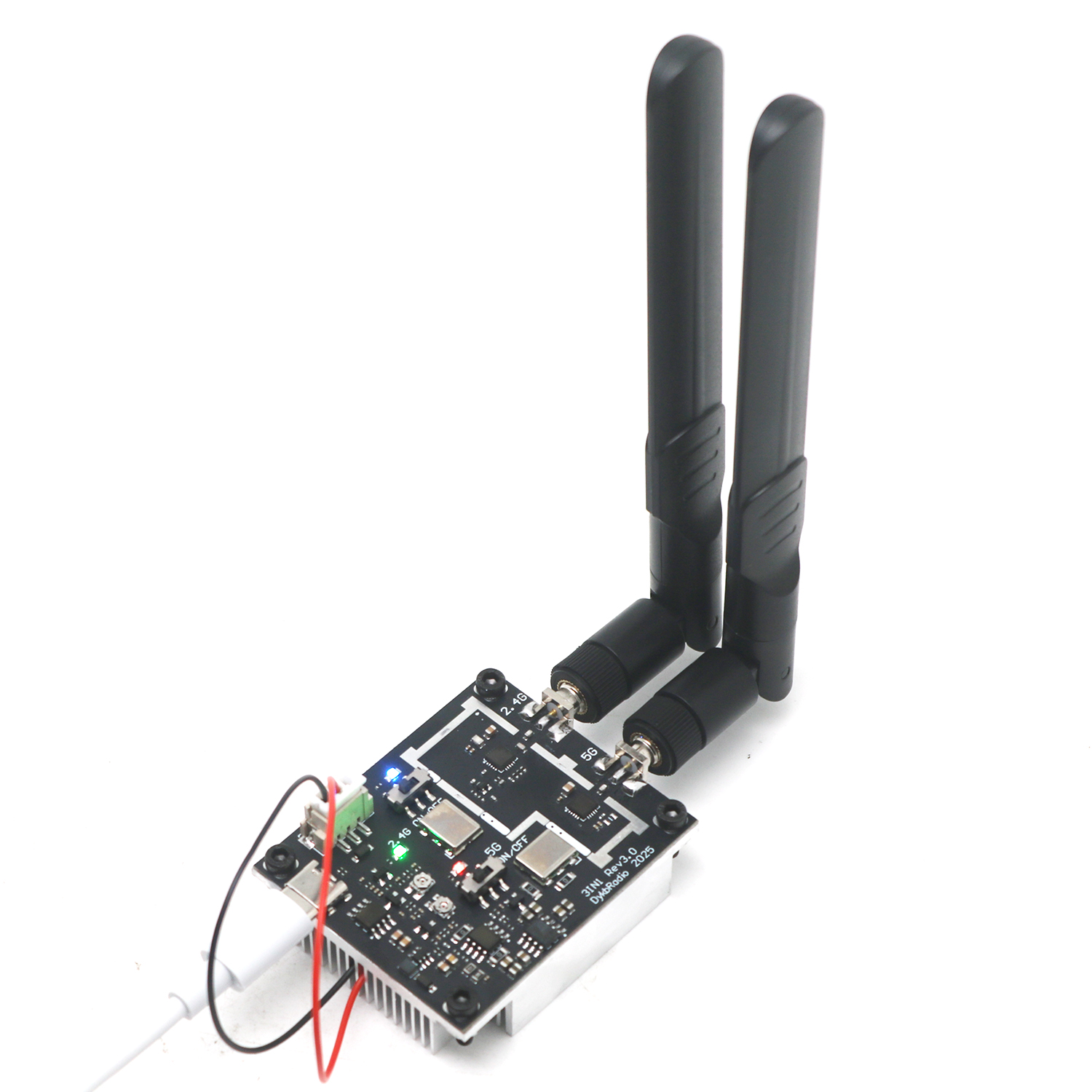 1 Вт Мощность 2,4G 5,2G 5,8G WiFi VCO RF Генератор 2,4 ГГц 5 ГГц 5,8 ГГц Wi-Fi Bluetooth Источник сигнала Sweep W WIFI Антенна