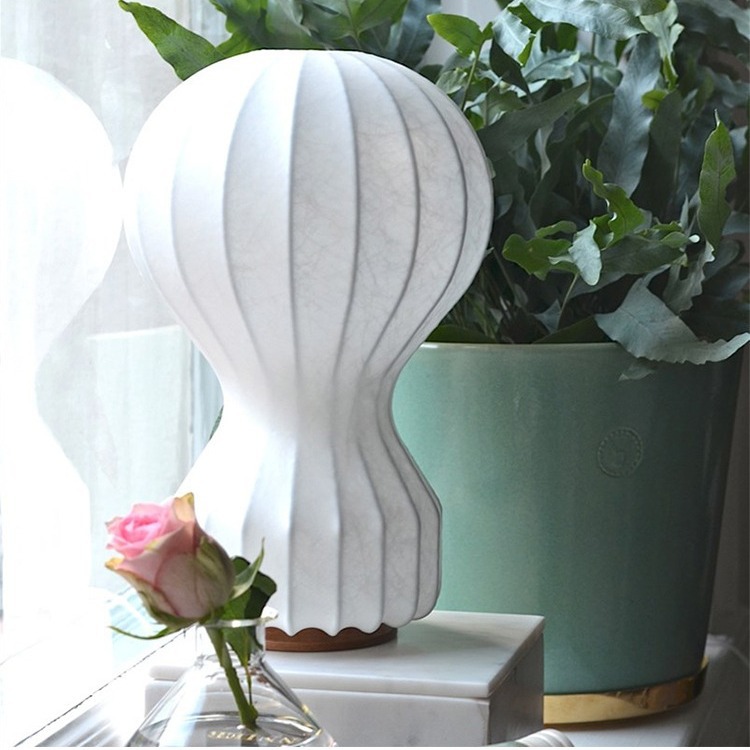 Konfigurowalna lampa stołowa z jedwabiu, lampa podłogowa