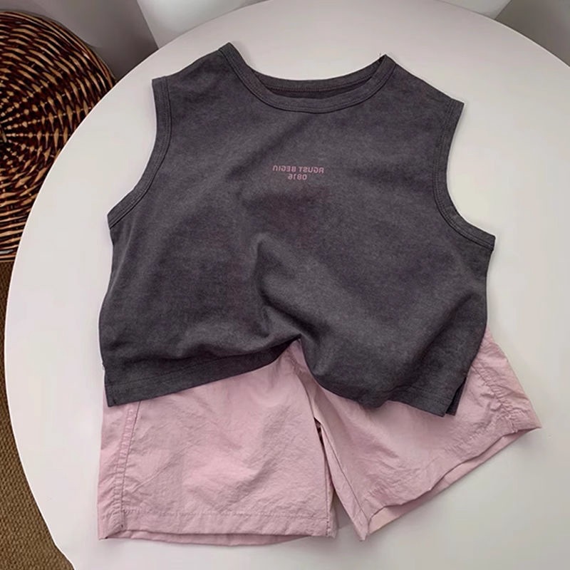 Conjunto de ropa de verano para niños y bebés, 2 uds., camiseta sin mangas con letras de muselina, pantalones cortos holgados de cintura elástica, traje para bebés pequeños