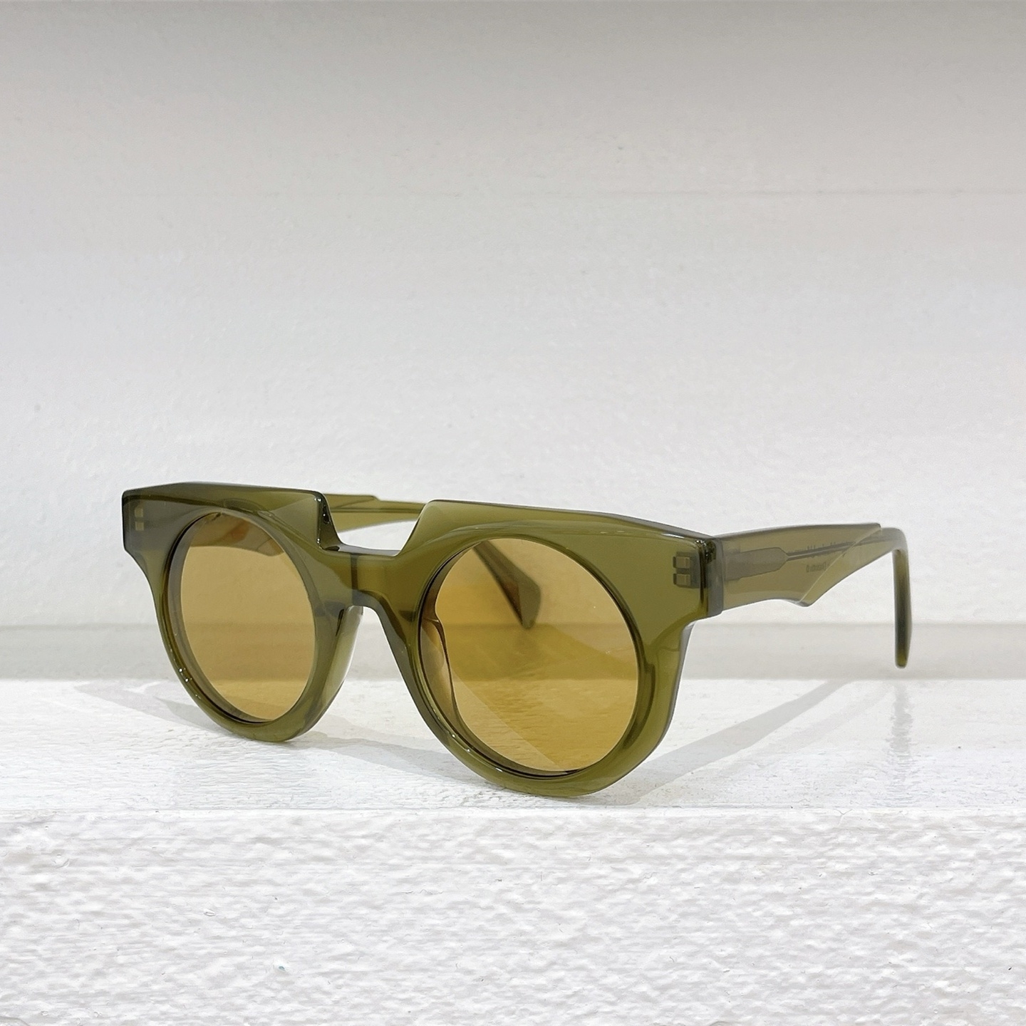 KUB Maske U1 แฟชั่นรอบหนา Acetate ออกแบบพิเศษแว่นตากันแดดผู้หญิงแบรนด์หรูแว่นตากันแดดหญิง 2025
