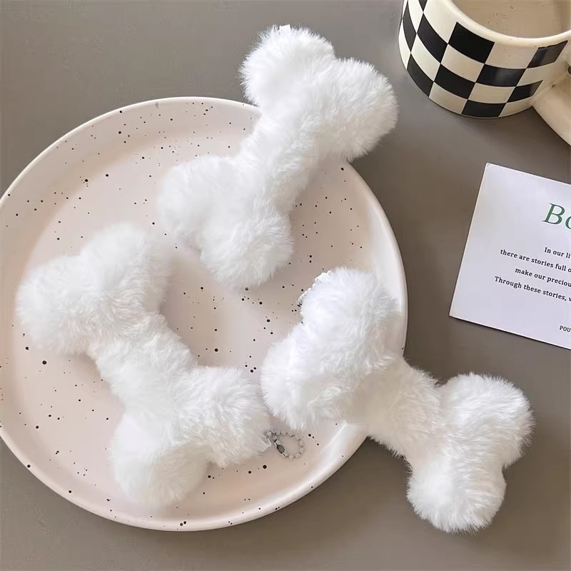 Nuevo lindo llavero con colgante de hueso de perro llavero de felpa llaveros de peluche suaves para niño niña para decoraciones de bolsos accesorios para estudiantes