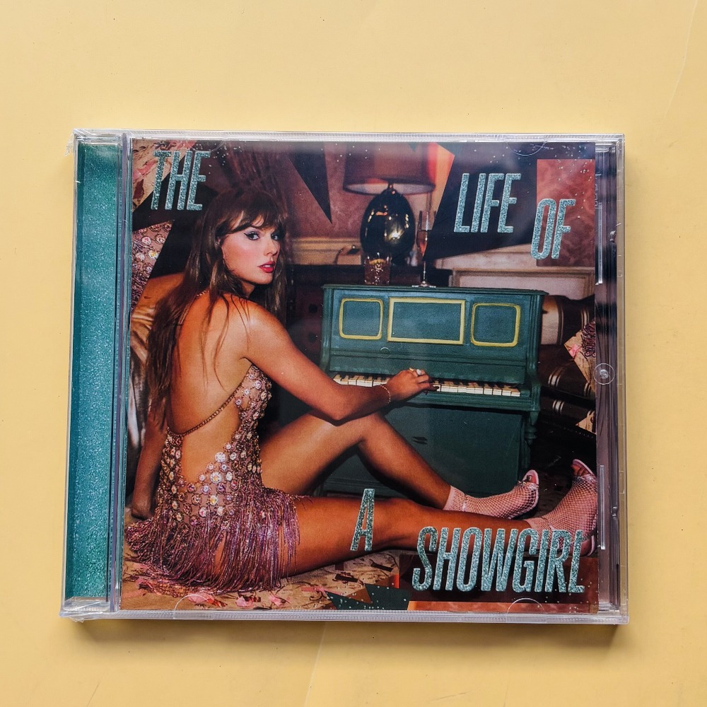 ชีวิตของสาวนักแสดง CD |   อัลบั้มเพลงบันทึกเสียงพิเศษแบบพิเศษ |   แผ่นเสียงเพลงป๊อปพร้อมงานศิลปะสุดพิเศษ |   ซีดีเพลงที่ได้รับแรงบันดาลใจจากทัวร์ของเทย์เลอร์